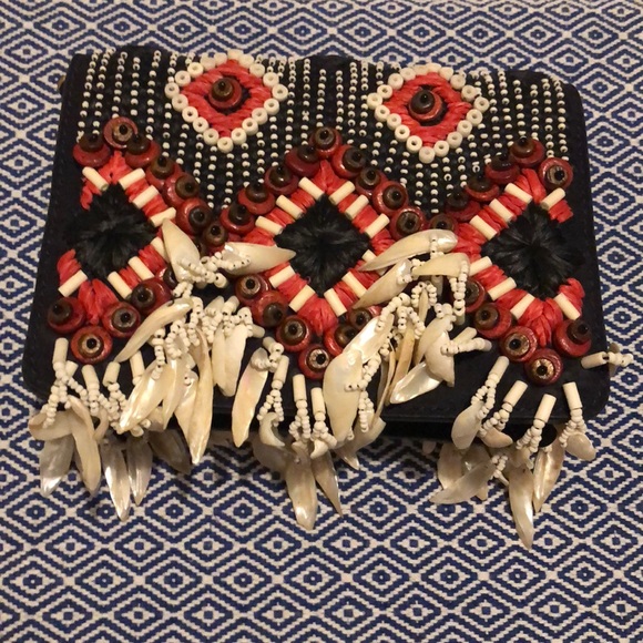 Limited edition shell 🐚 cross body clutch - Picture 1 of 4